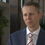 S. Buczek (Quercus TFI): Marginalizacja OFE szkodzi małym i średnim spółkom na GPW