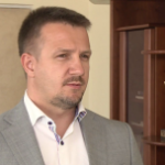 P. Gnitecki (SIMPLE SA): Wzrost liczby nowych kontraktów już po wakacjach. Obecnie rynek czeka na napływ środków unijnych