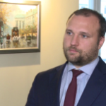 A. Zaremba (Saturn TFI): chińska waluta będzie dalej słabnąć mimo niezłych wieści z gospodarki