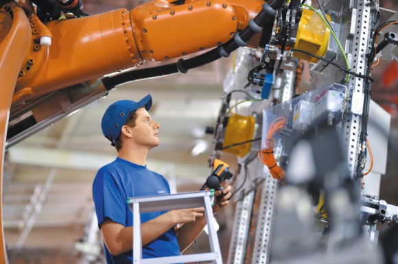 Leadec świętuje 20 -tą rocznicę w Polsce BIZNES, Firma - Firma Leadec, jeden z wiodących dostawców usług przemysłowych w Polsce, w 2018 roku obchodzi dwudziestolecie działalności na terenie kraju. Firma podsumowuje ten intensywny czas i zdradza najbliższe plany.