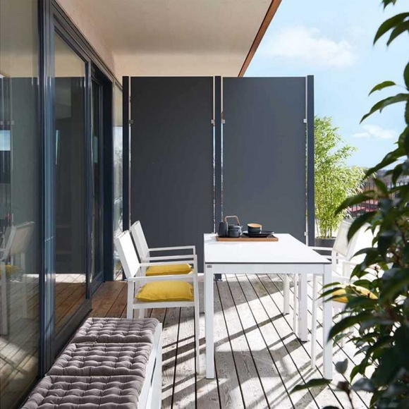 DUROPAL HPL COMPACT EXTERIOR – doskonałe rozwiązanie do inwestycji zewnętrznych BIZNES, Firma - Meble ogrodowe, podbitki dachowe, wyposażenie placów zabaw, ścianki odgradzające czy balustrady balkonowe – wszystkie te elementy można zbudować dzięki innowacyjnej płycie DUROPAL HPL COMPACT EXTERIOR firmy PFLEIDERER.