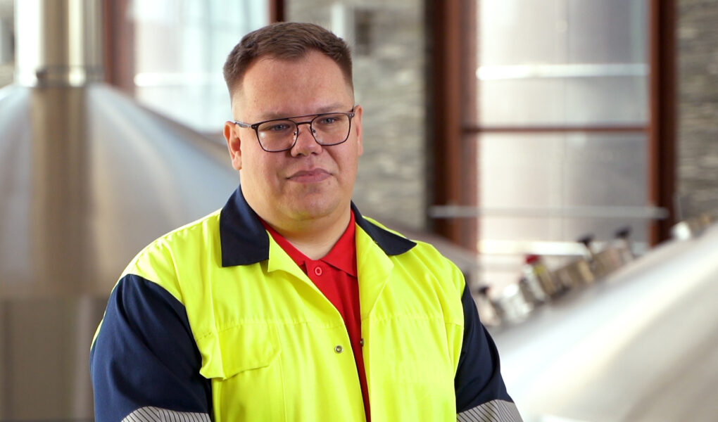 Browar w Warce stawia na innowacyjną transformację. Już 150 mln zł trafiło na automatyzację i zeroemisyjność