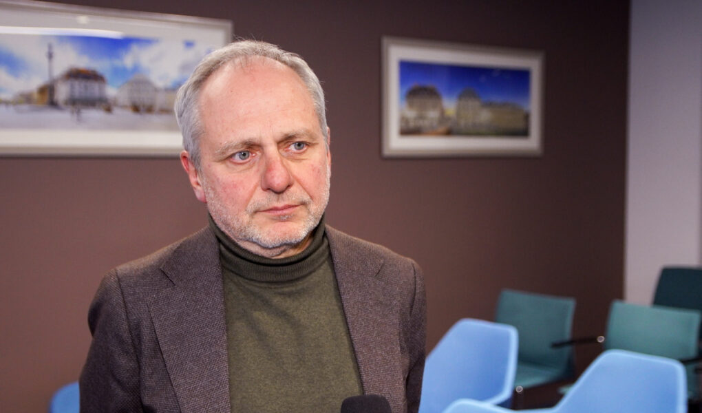 IBS: Po podwyżce podatków o 660 tys. spadła liczba użytkowników e-papierosów. Większość prawdopodobnie pali tradycyjne papierosy